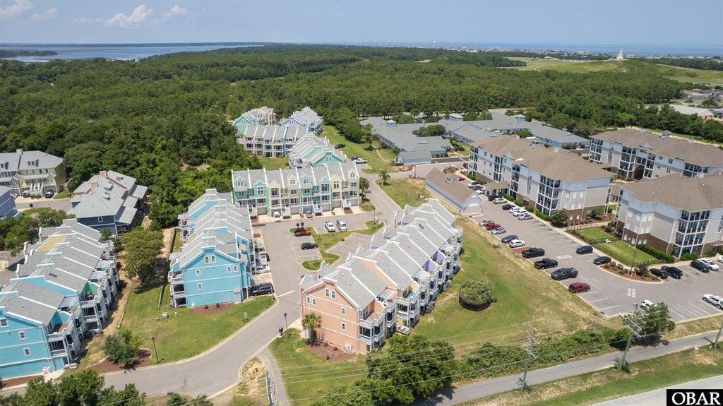Image 7 of property listing at 1108 Cambridge Rd Unit 307-A, Kill Devil Hills, NC 27948