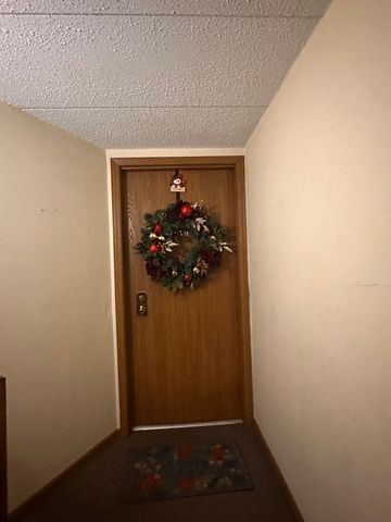 464 S President Street 204, Carol Stream, IL 60188