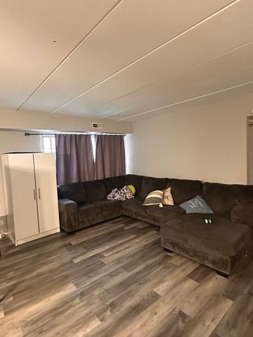 464 S President Street 204, Carol Stream, IL 60188