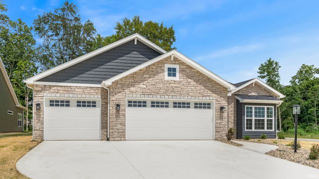 8289 Caverango Boulevard, Fort Wayne, IN 46815