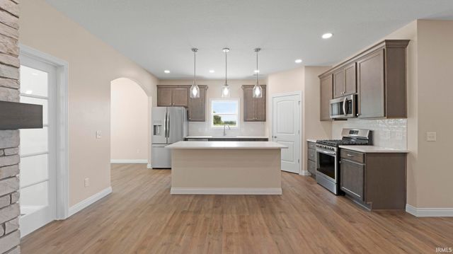 8289 Caverango Boulevard, Fort Wayne, IN 46815