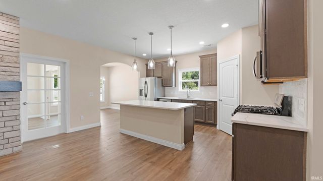 8289 Caverango Boulevard, Fort Wayne, IN 46815