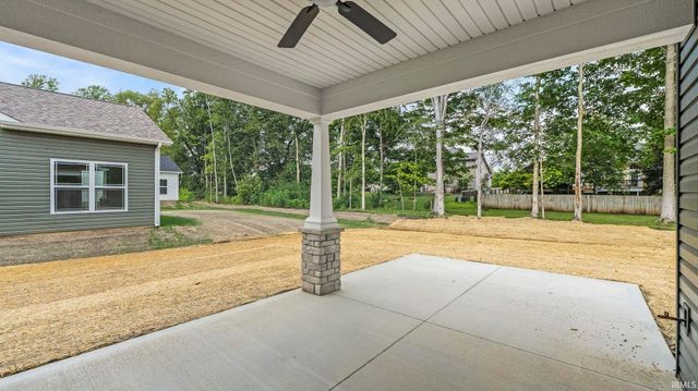 8289 Caverango Boulevard, Fort Wayne, IN 46815