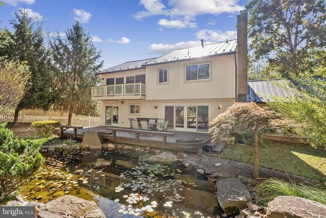 8033 CYPRESS GROVE LN, Cabin John, MD 20818