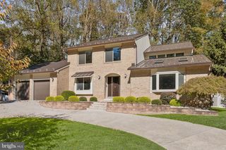 8033 CYPRESS GROVE LN, Cabin John, MD 20818