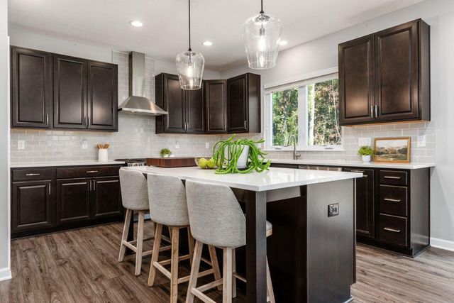 8880 Glacier Pointe Drive, Plain City, OH 43064