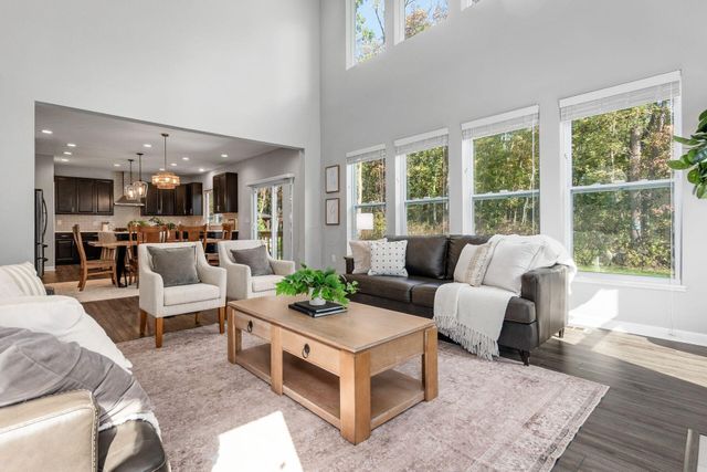 8880 Glacier Pointe Drive, Plain City, OH 43064