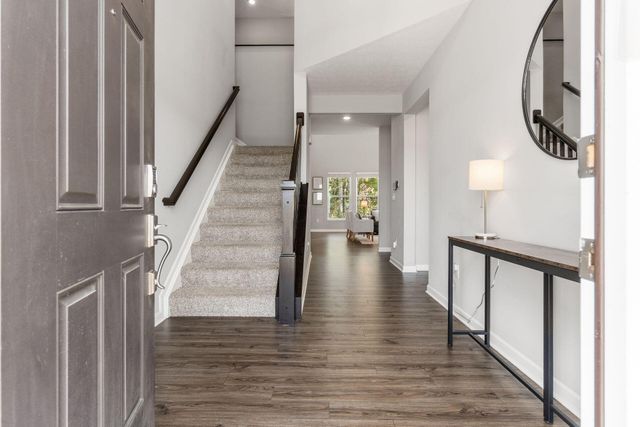 8880 Glacier Pointe Drive, Plain City, OH 43064