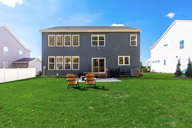 8880 Glacier Pointe Drive, Plain City, OH 43064