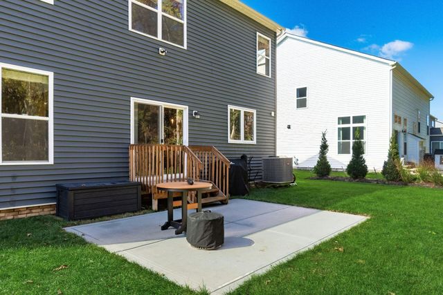 8880 Glacier Pointe Drive, Plain City, OH 43064