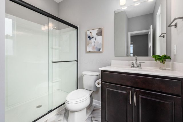 8880 Glacier Pointe Drive, Plain City, OH 43064