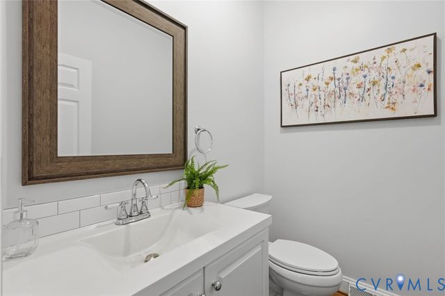 18486 Felicia Ln, Hanover, VA 23192