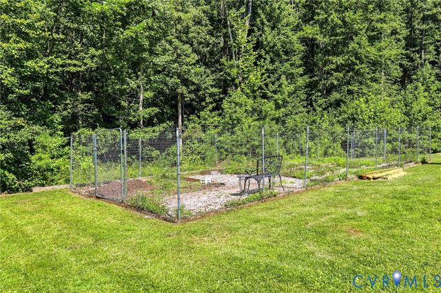 18486 Felicia Ln, Hanover, VA 23192