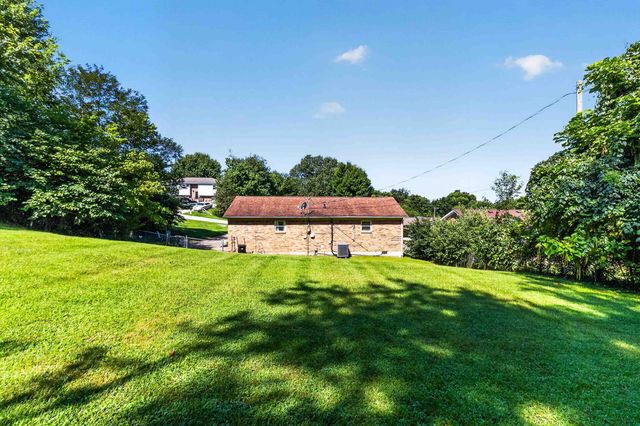 108 Daisey Road, Berea, KY 40403