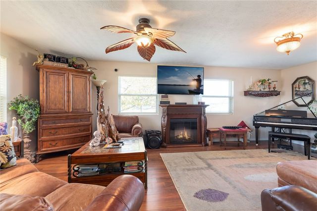 2277 County Road 507, Berryville, AR 72616