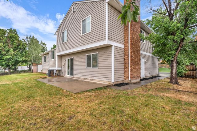 11976 S WOODRIDGE RD, Sandy, UT 84094