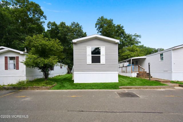26 Marcia Memorial Circle, Jackson, NJ 08527