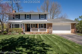 10420 Cedar Point Drive, White Lake Charter Township, MI 48386