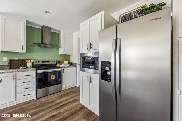 27450 W THIRD Avenue, Hilliard, FL 32046