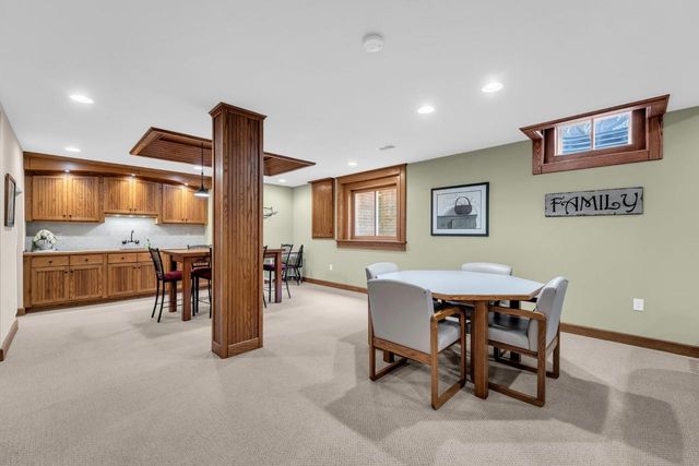 8902 Shadowood TRAIL, Mount Pleasant, WI 53406