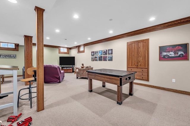 8902 Shadowood TRAIL, Mount Pleasant, WI 53406