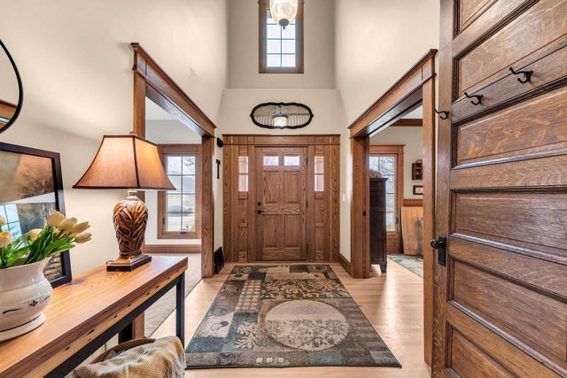 8902 Shadowood TRAIL, Mount Pleasant, WI 53406