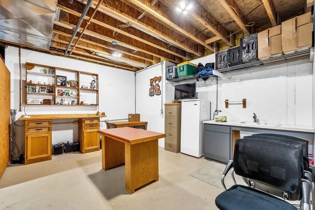 8902 Shadowood TRAIL, Mount Pleasant, WI 53406