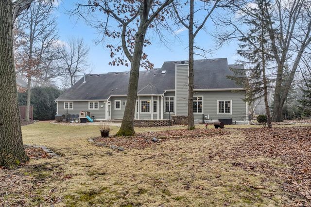 8902 Shadowood TRAIL, Mount Pleasant, WI 53406