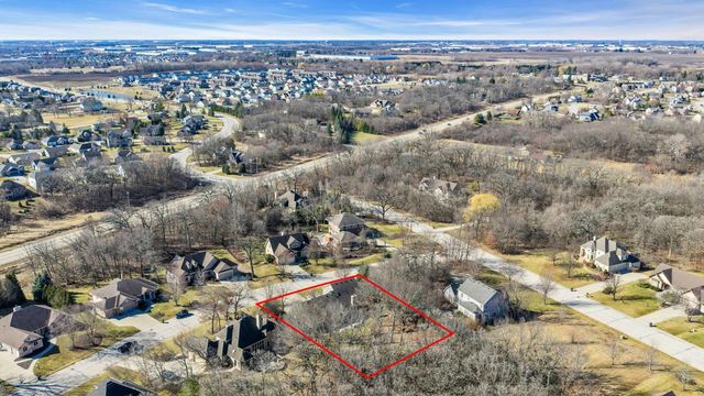 8902 Shadowood TRAIL, Mount Pleasant, WI 53406
