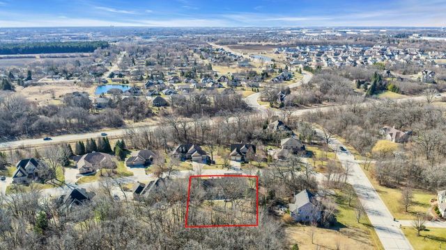 8902 Shadowood TRAIL, Mount Pleasant, WI 53406