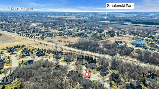 8902 Shadowood TRAIL, Mount Pleasant, WI 53406