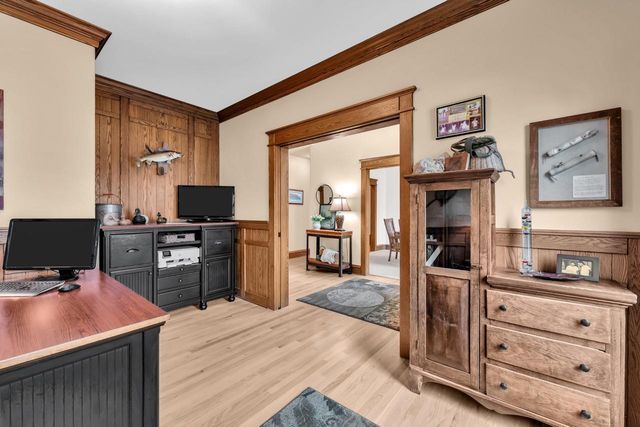 8902 Shadowood TRAIL, Mount Pleasant, WI 53406