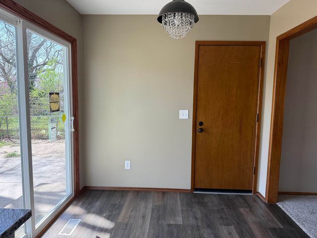 1931 E 50th St S, Wichita, KS 67216