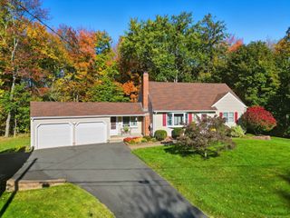 4 Louise Drive, Enfield, CT 06082
