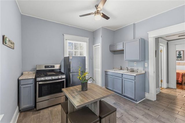 1021 Oak Street SW, Atlanta, GA 30310