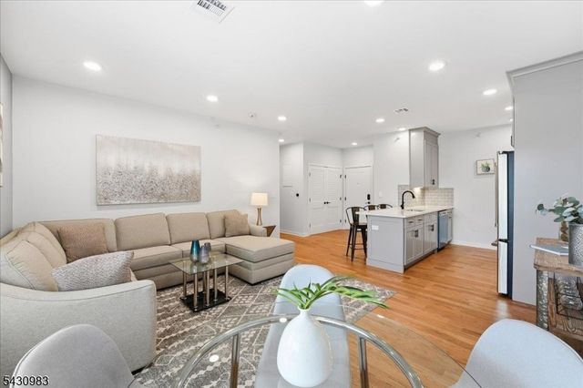 660 Bloomfield Ave 405, Bloomfield Twp., NJ 07003