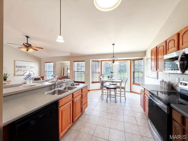 308 Williamsburg Drive, Crystal City, MO 63019