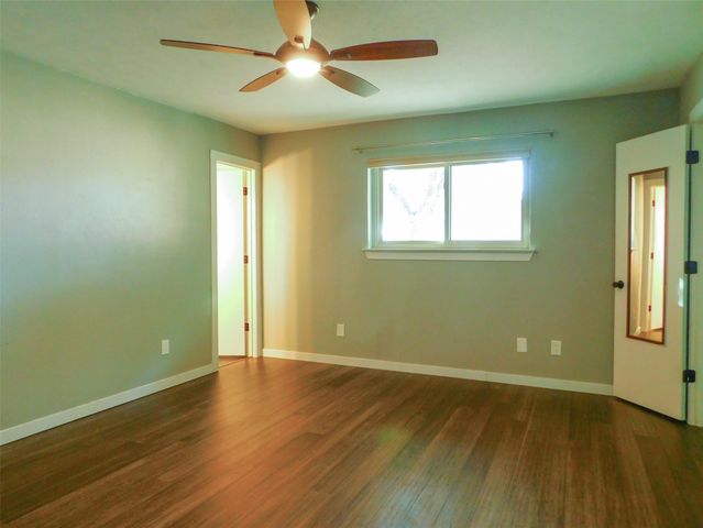 1946 Kensington Drive, Carrollton, TX 75007
