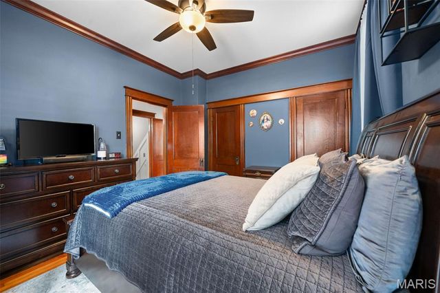 5214 Lisette Avenue, St Louis, MO 63109
