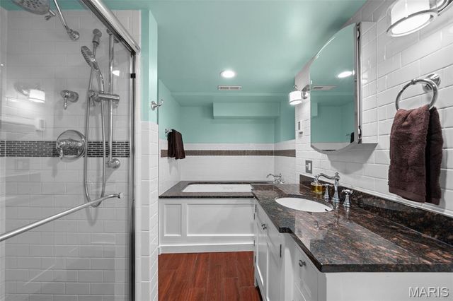 5214 Lisette Avenue, St Louis, MO 63109
