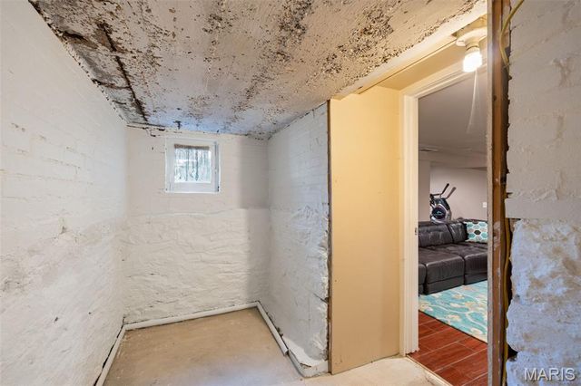 5214 Lisette Avenue, St Louis, MO 63109