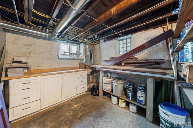 5214 Lisette Avenue, St Louis, MO 63109