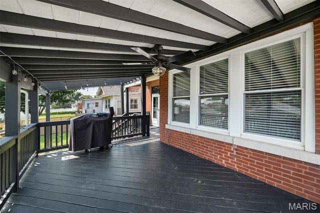 5214 Lisette Avenue, St Louis, MO 63109