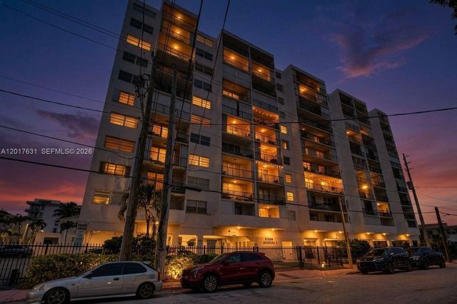 7850 Byron Ave 702, Miami Beach, FL 33141