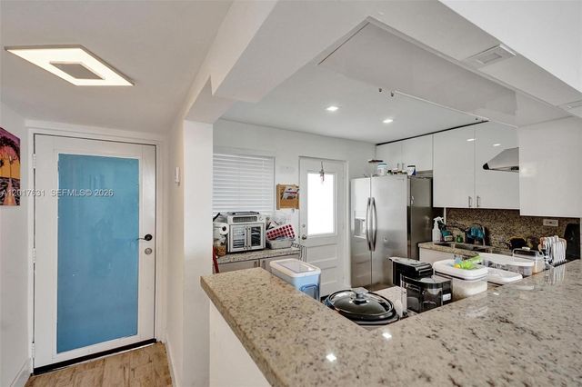 7850 Byron Ave 702, Miami Beach, FL 33141