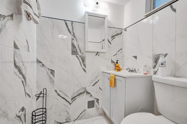 7850 Byron Ave 702, Miami Beach, FL 33141
