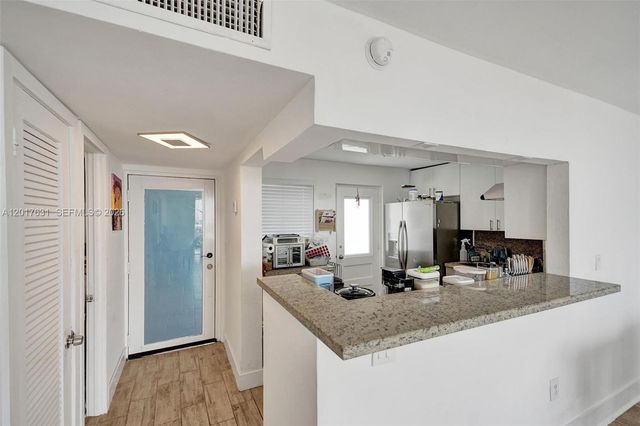 7850 Byron Ave 702, Miami Beach, FL 33141