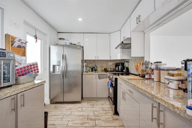 7850 Byron Ave 702, Miami Beach, FL 33141