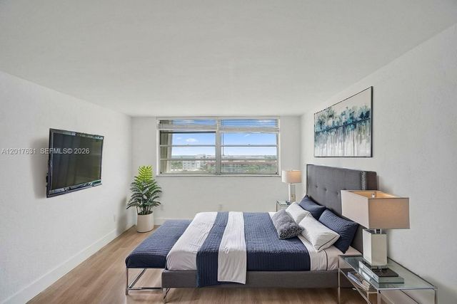 7850 Byron Ave 702, Miami Beach, FL 33141