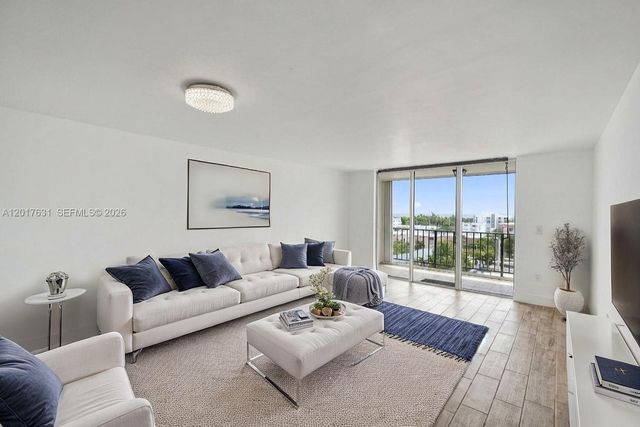 7850 Byron Ave 702, Miami Beach, FL 33141